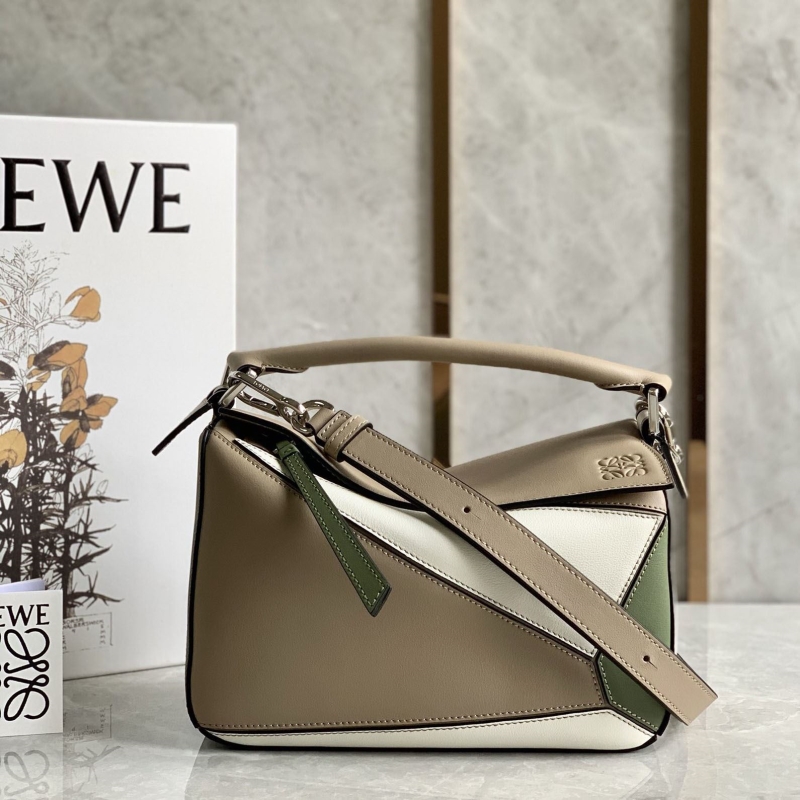 l*ew* handle bags